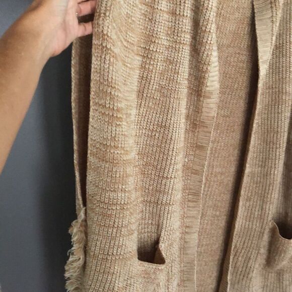 NWT 2Chic Tan oversized kimono style vest knit. One size - Picture 2 of 8
